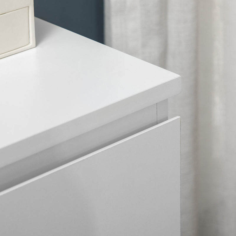 3-Drawer Chest of Drawers - Bedroom & Living Room Storage Organizer - Elegant White Unit for Clutter-Free Spaces